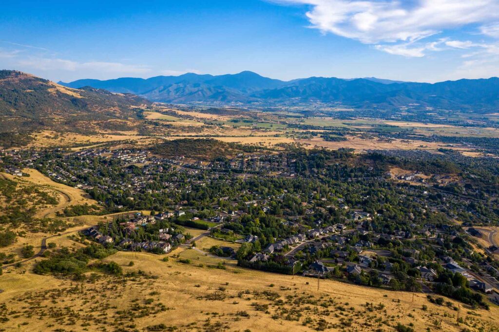 Medford, Oregon is the largest town that True South Solar serves.